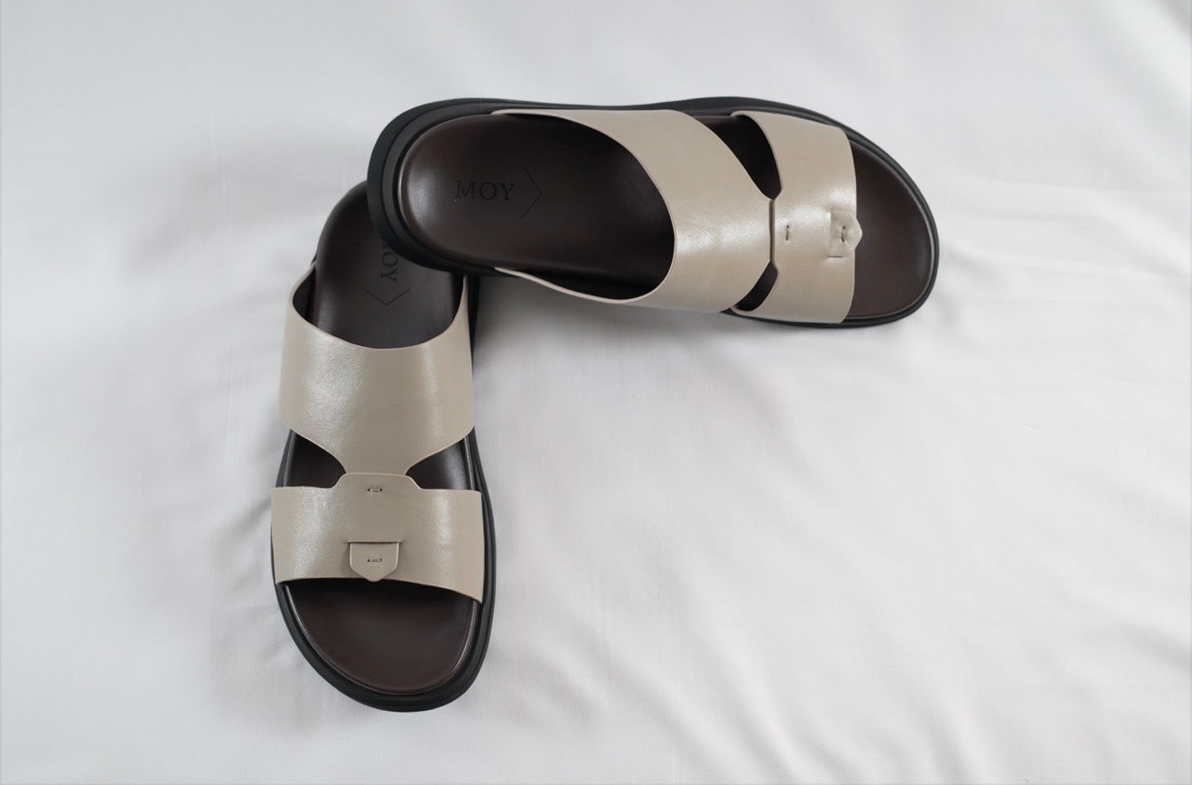 B03 Mule sandals