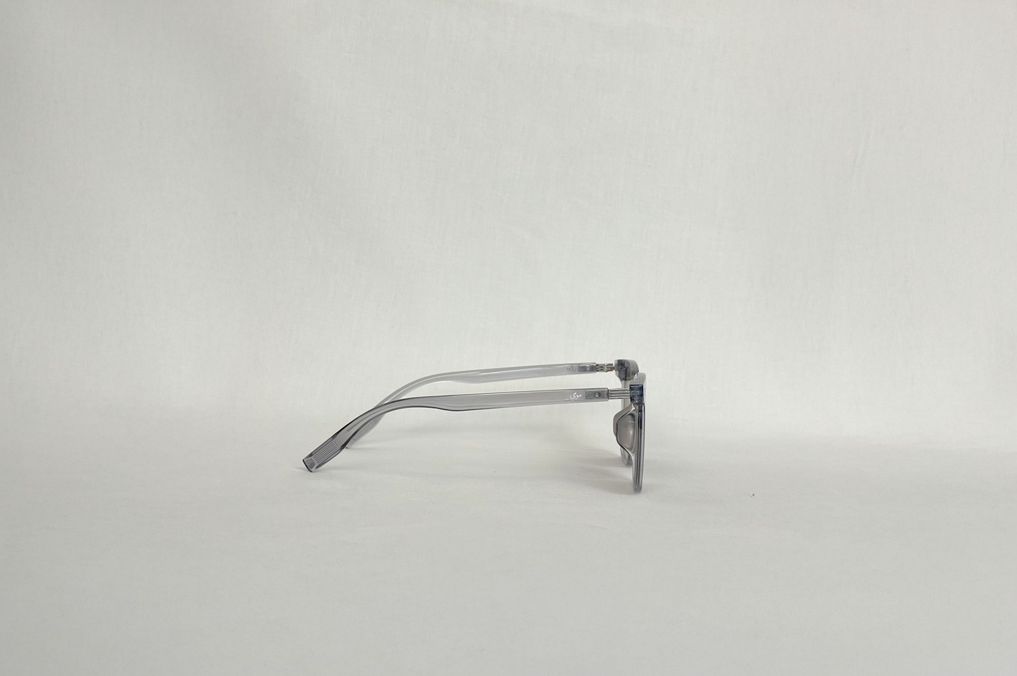 Moy Acrylic Brown Sunglasses