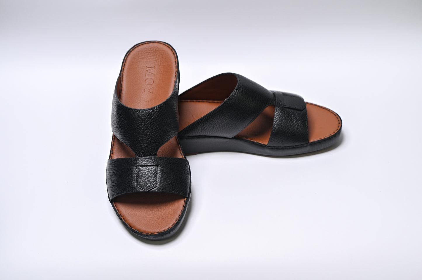 Leather tongue sandals