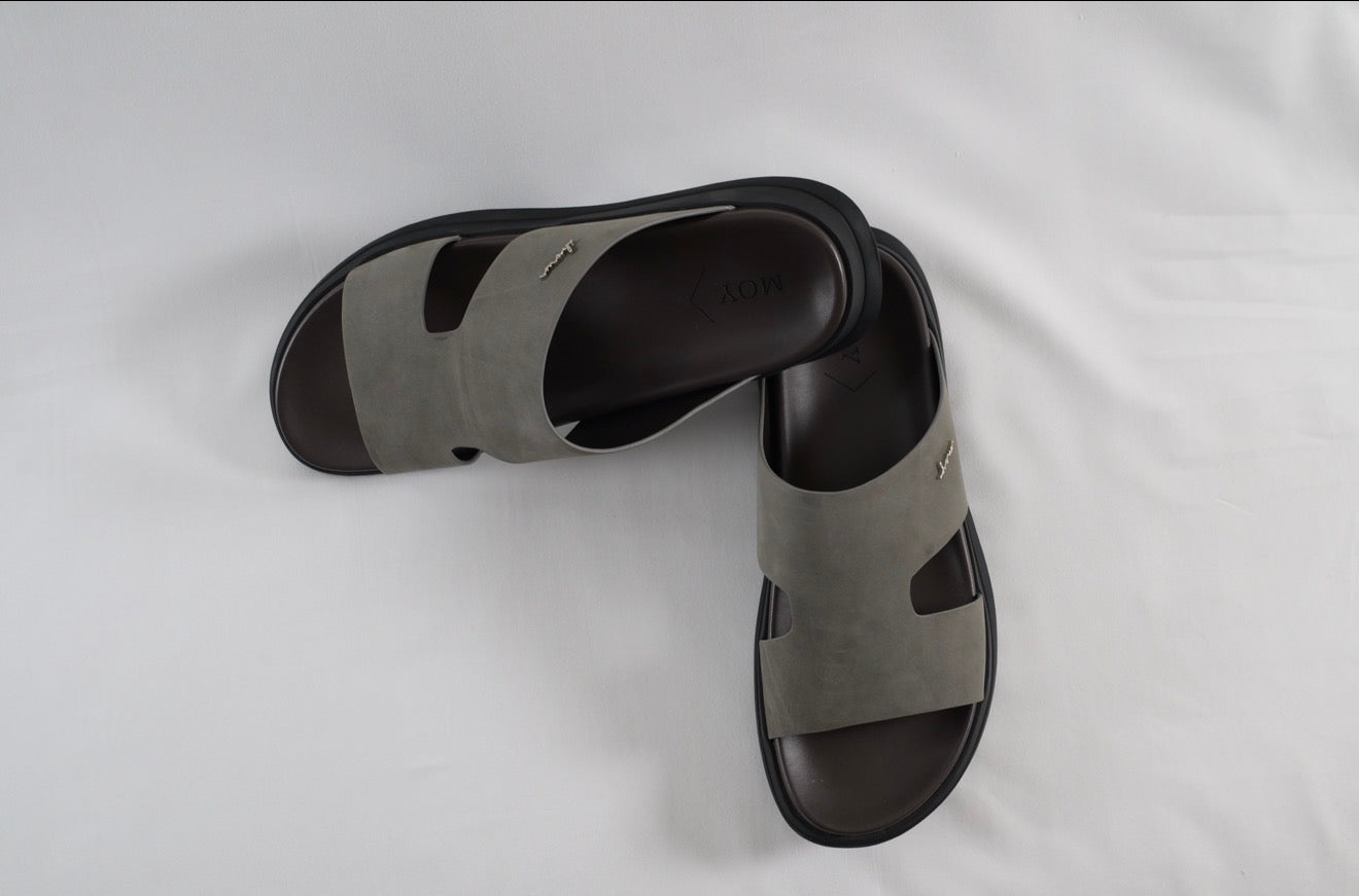 B04 Mule Sandals