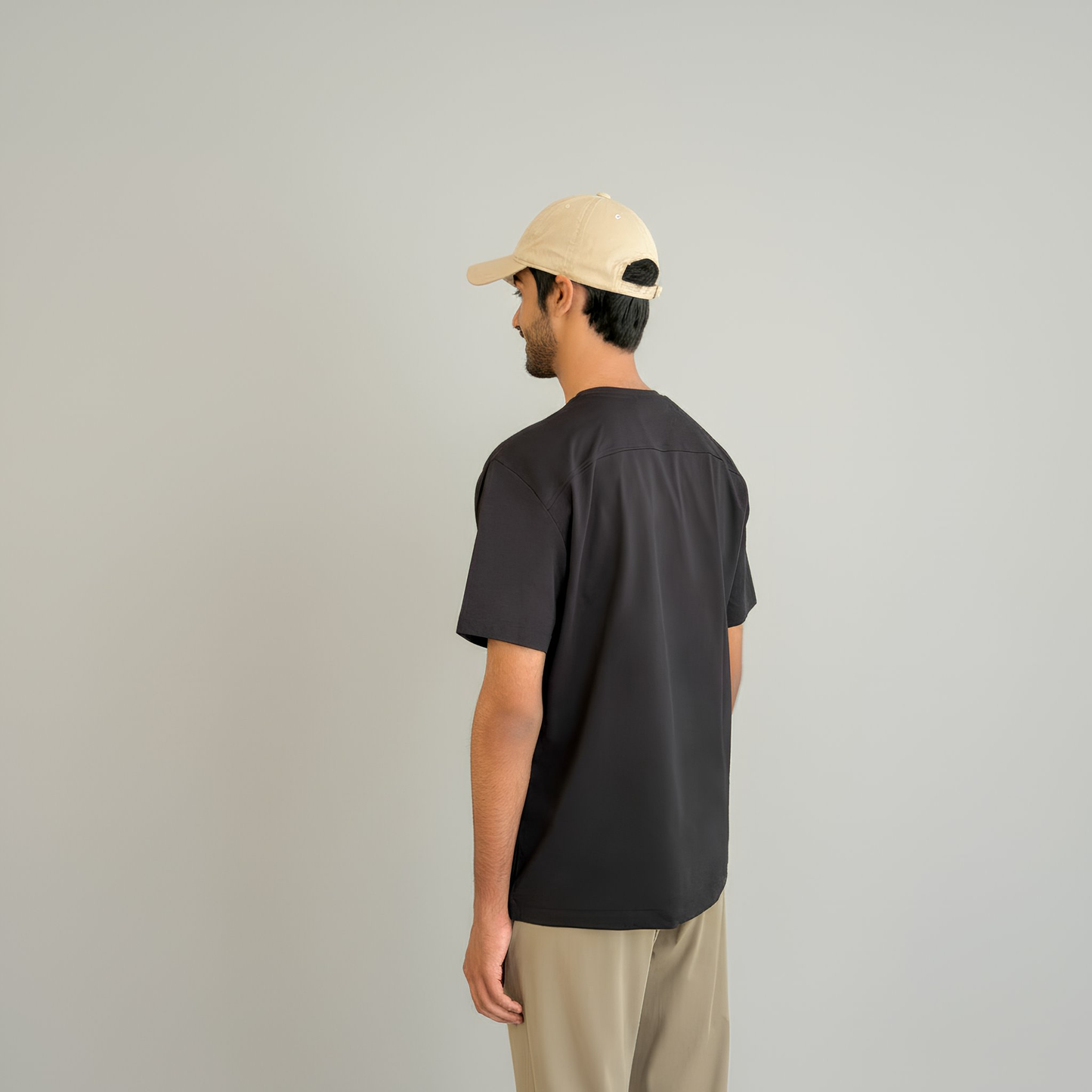 Airflow Black T-Shirt